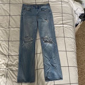 AE Low Rise Baggy Jeans